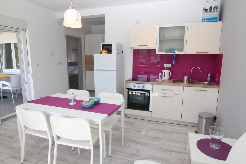 Apartment Villa Franci Pag Town Exterior photo